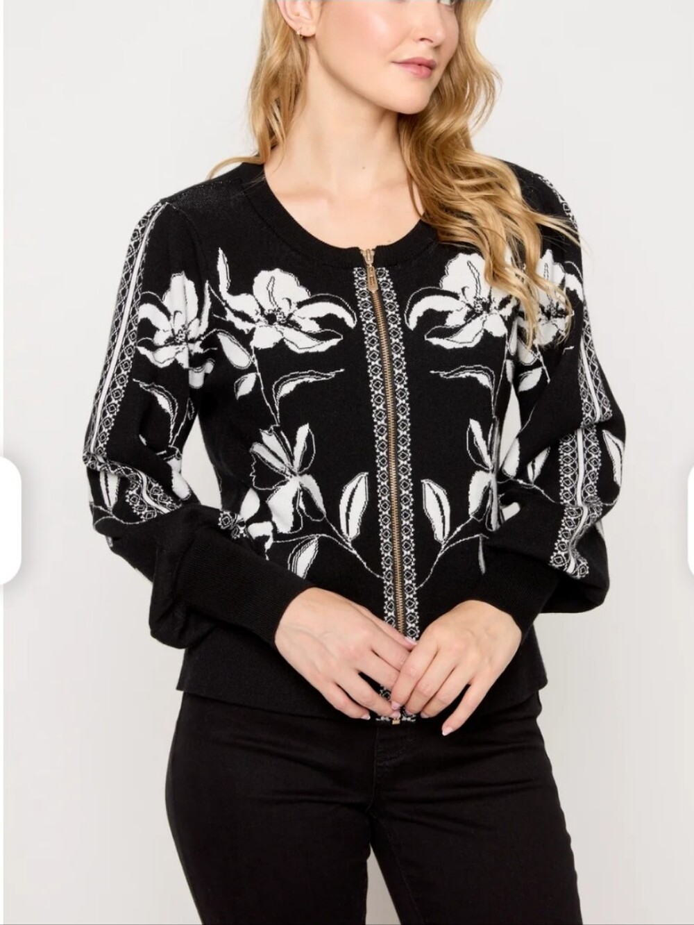 NWT Tahari Floral Jacquard Zip Cardigan Size M